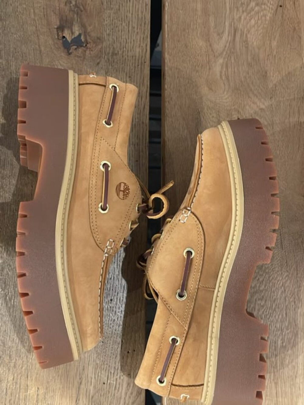 TIMBERLAND WOMEN'S STONE STREET BOAT SHOE WHEAT A6AUS-231 ALL SIZES - Picture 10 of 13